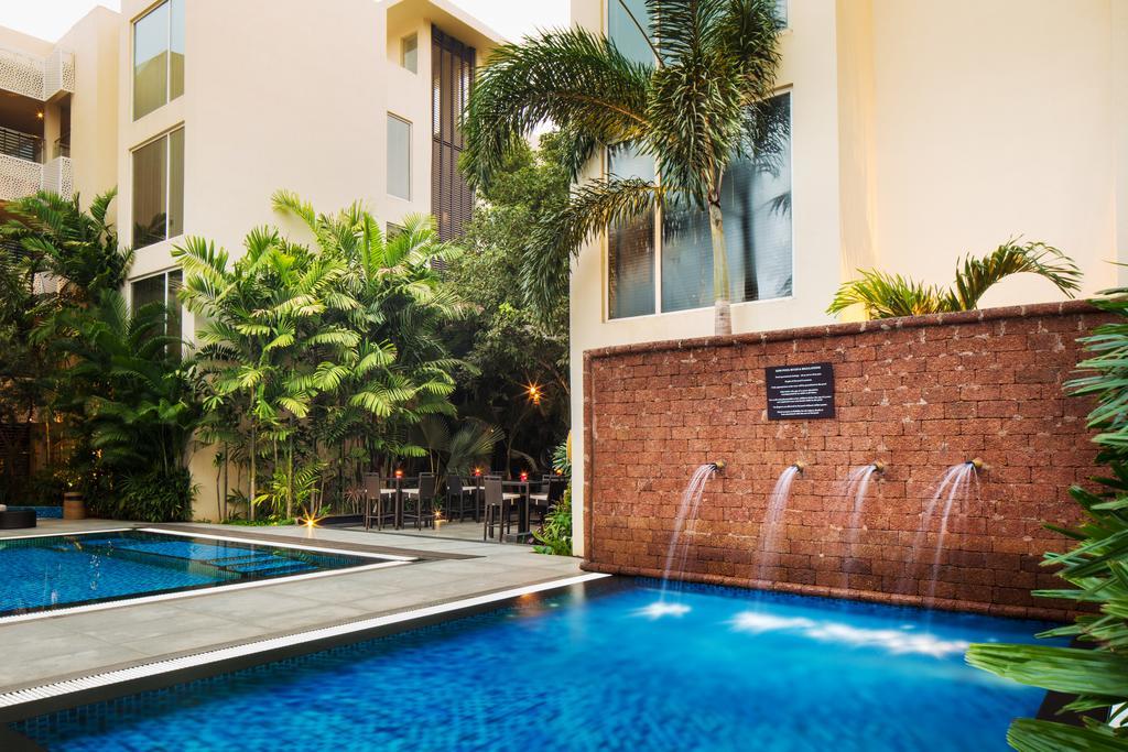 Hard Rock Hotel Goa Calangute Esterno foto The swimming pool at the hotel